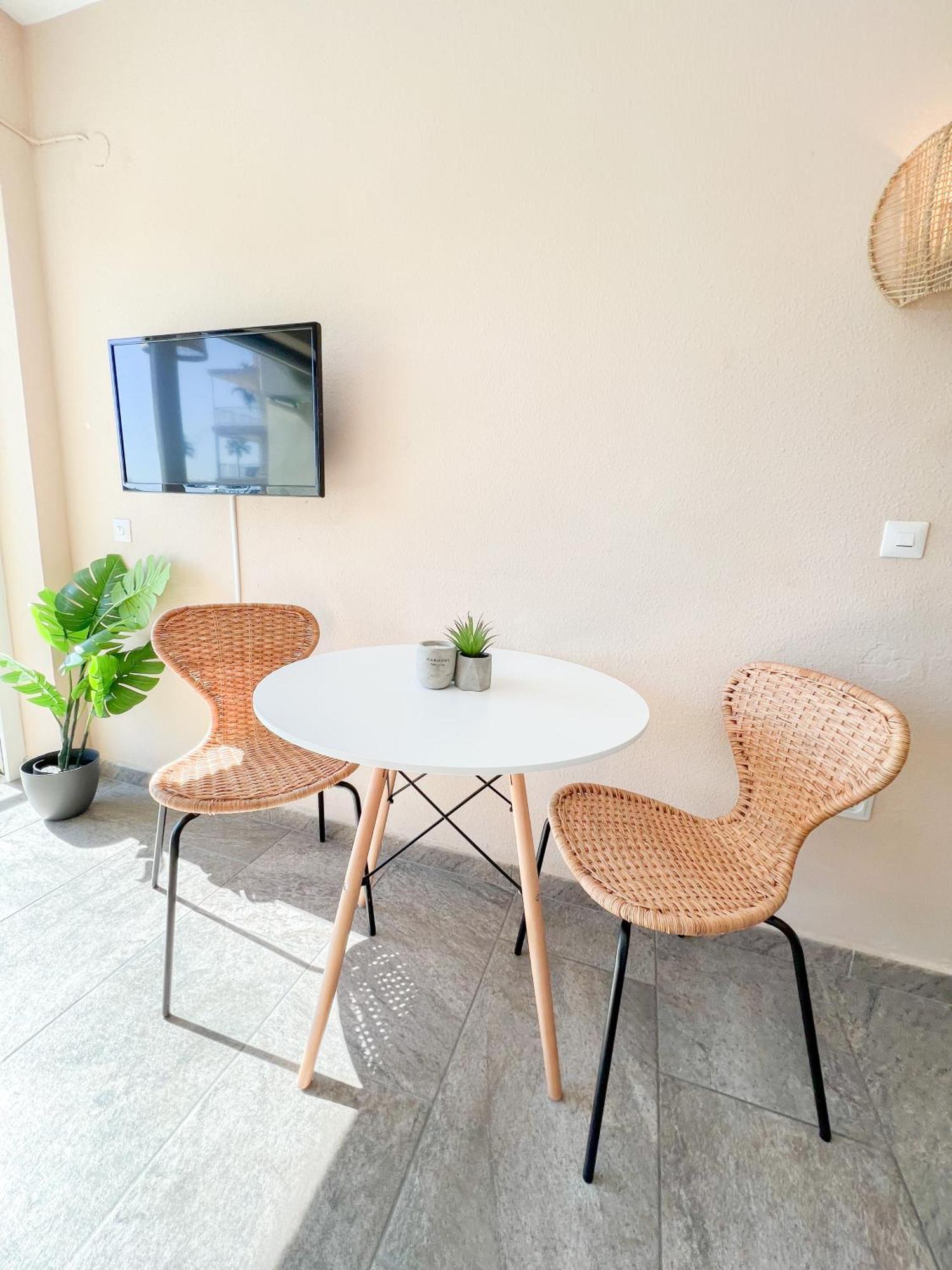 Cozy & Sunny Carihuela Park Daire Torremolinos Dış mekan fotoğraf