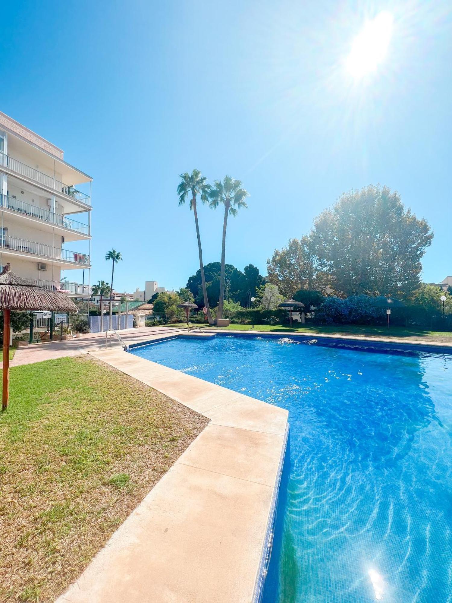 Cozy & Sunny Carihuela Park Daire Torremolinos Dış mekan fotoğraf